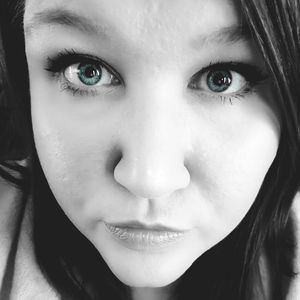 Meet your Posher, Abbie